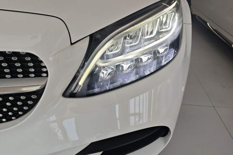 Used Mercedes-Benz C-Class 2021 C 200 L Fashion Edition Sport Version Left Front Headlight