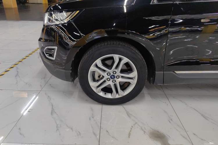 Used Ford Edge 2018 EcoBoost 245 Two-Wheel-Drive Titanium 7-Seater China VI Standard