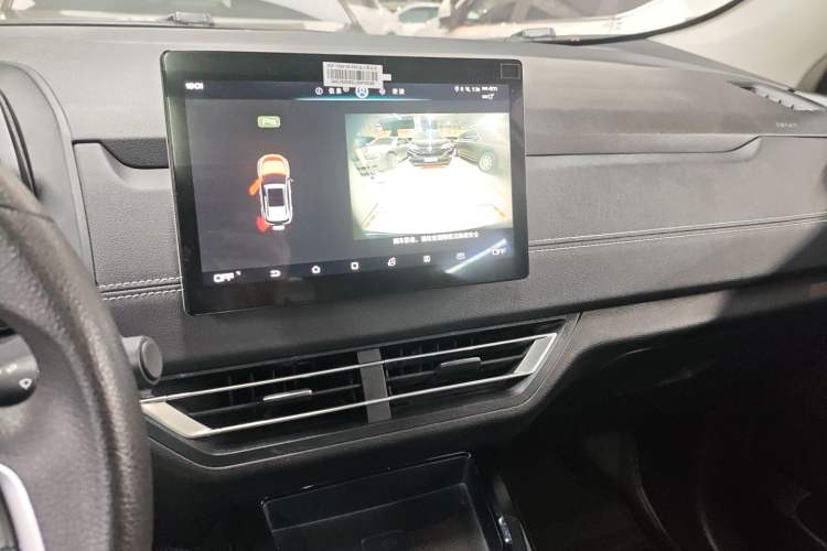 Used BYD Yuan New Energy 2019 EV360 Smart Connect Enjoyment Model
