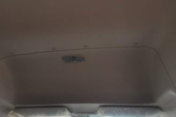 Used Ford Transit 2019 2.0T Gasoline Automatic Multi-Function Commercial Vehicle Mid-Roof 6-Seater China VI Standard