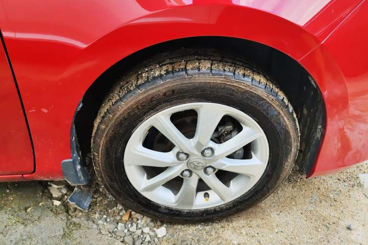 Used Toyota YARiS L Zhi Xiang 2017 1.5E CVT Dynamic Edition Right Front Wheel Hub