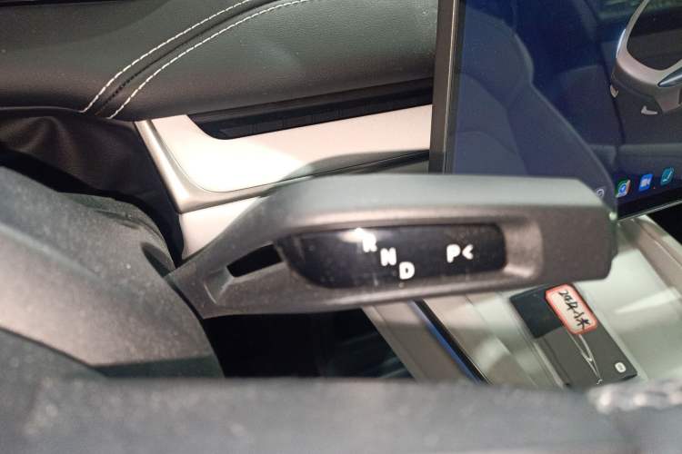 Used Xiaomi Auto SU7 2024 Rear-Drive Standard Founder Edition Gear Lever