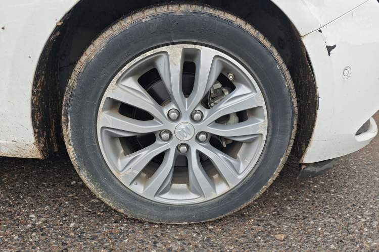 Used Buick GT 2018 18T Automatic Flagship Model