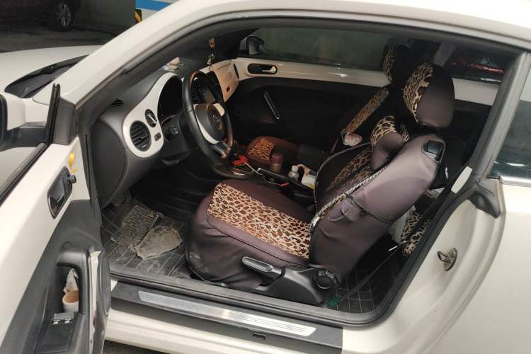 Used Volkswagen Beetle 2014 1.4TSI Fashion Edition Interior 3