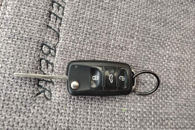 Used Volkswagen Tiguan 2012 2.0 TSI Automatic All-Wheel Drive Elite Edition Vehicle Key