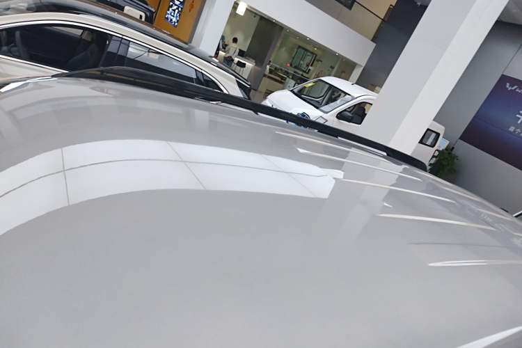 Used Wuling Xingguang 560 New Energy 2026 Model, Plug-in Hybrid, 125 km, Luxury Version Roof