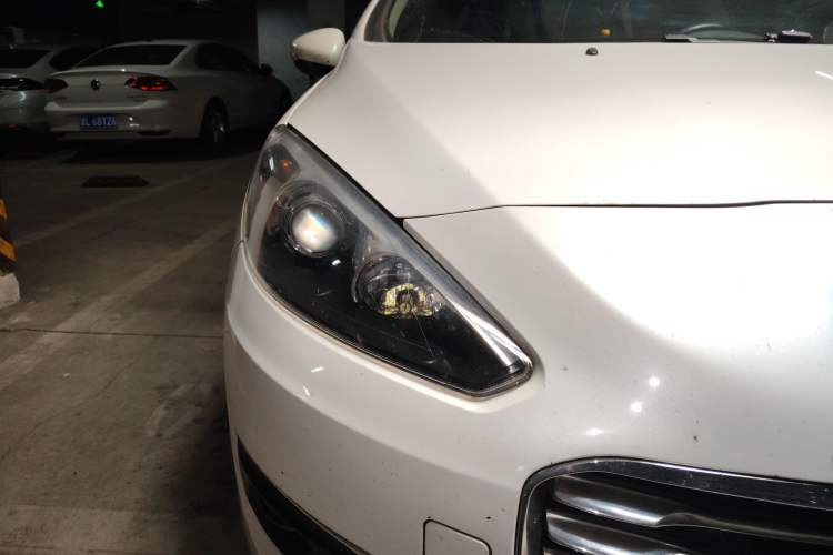 Used Peugeot 308 2014 Enjoy Edition Classic 1.6L Manual YouShang Model Right Front Headlight