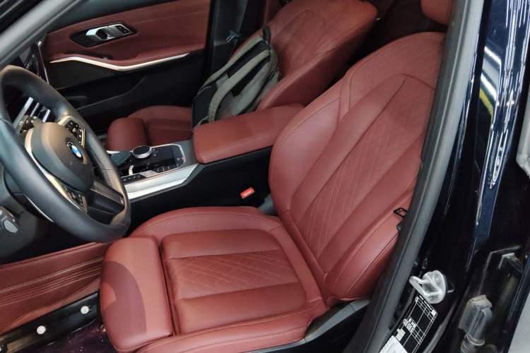 Used BMW 3 Series 2024 325i M Sport Night Edition Package Left Front Seat