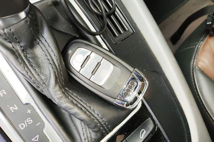 Used Audi Q5 2018 Collector's Edition 40 TFSI Ambition Model