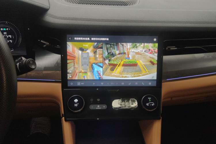 Used Lynk & Co 09 EM-P 2023 2.0TD EM-P Four-Wheel Drive Asian Games Executive Edition Five Seats