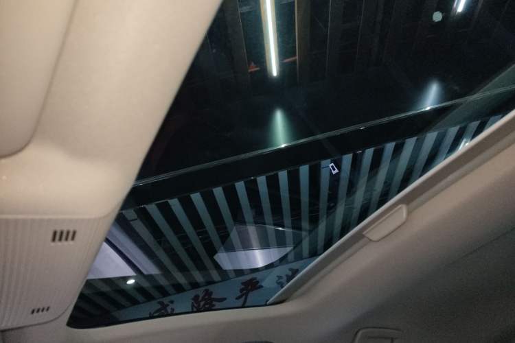 Used Volkswagen Lamando 2022 Lavida L 280TSI DSG Cool & Spicy Edition
