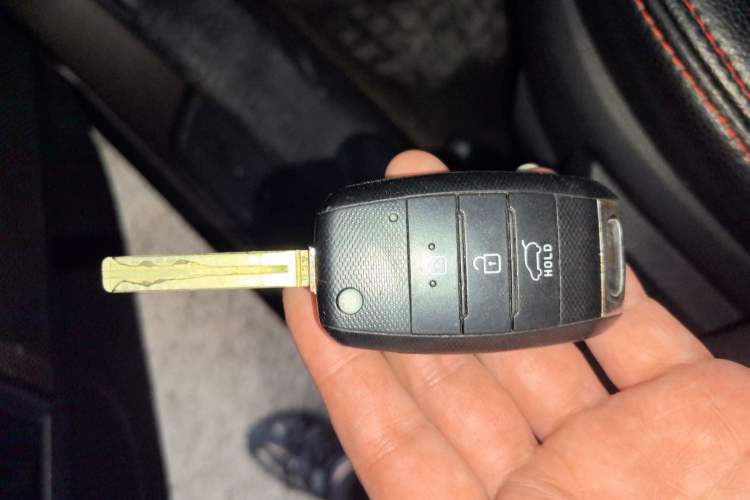 Used Kia Sportage R 2016 2.0L Automatic Two-Wheel Drive GL Vehicle Key