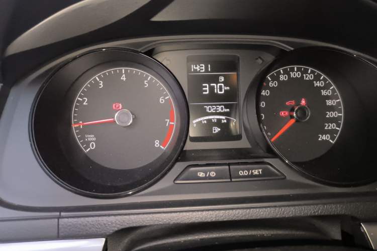 Used Volkswagen Lavida 2019 Lavida Start 1.5L Manual Fashion Edition China VI Standard Instrument Cluster