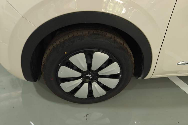 Used Wuling Bingo 2025 333 km Lingxi Connected Version
