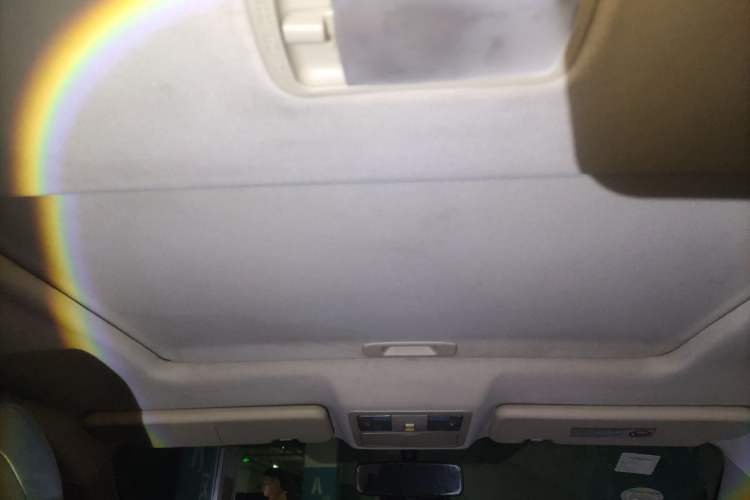 Used Dongfeng Aeolus AX7 2015 2.0L Manual Zhiyi Trim
