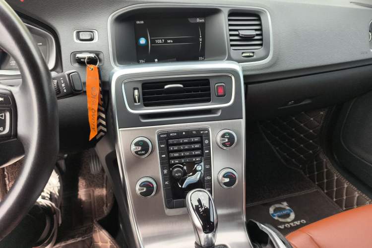 Used Volvo S60 2019 S60L T3 Intelligent Upgrade Edition
