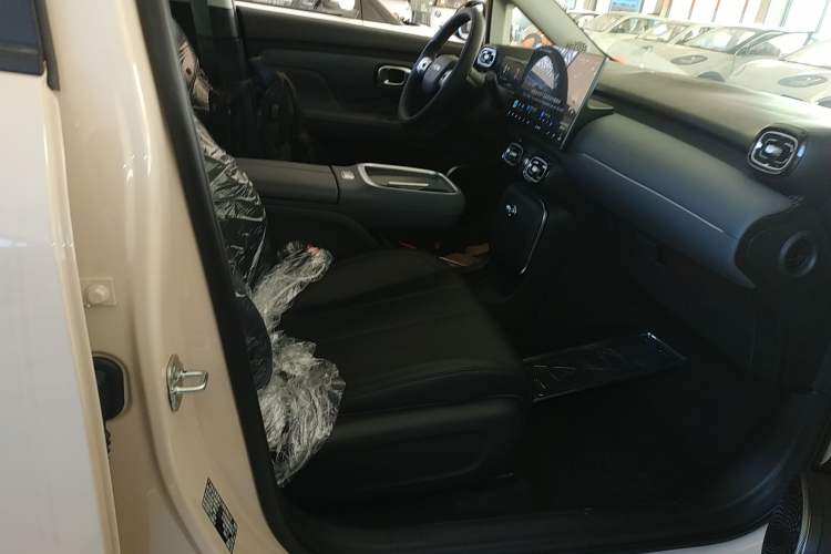 Used AION UT 2025 420 Intelligent Luxury Edition