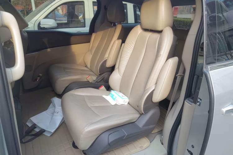 Used Buick GL8 2011 3.0L GT Luxury Business Haoya Edition
