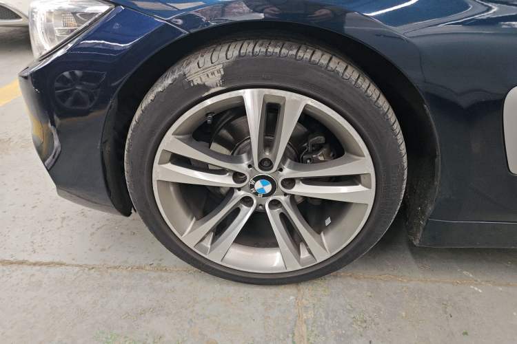 Used BMW 4 Series 2014 420i Convertible Sports Design Package