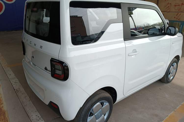 Used Geely Galaxy Panda 2024 Panda Mini 200km Endurance Bear