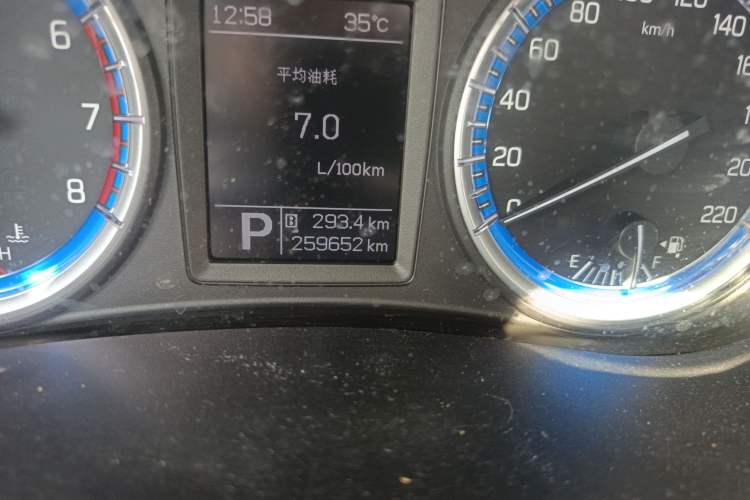 Used Suzuki S-Cross 2015 1.6L CVT Two-Wheel Drive Elite Version
