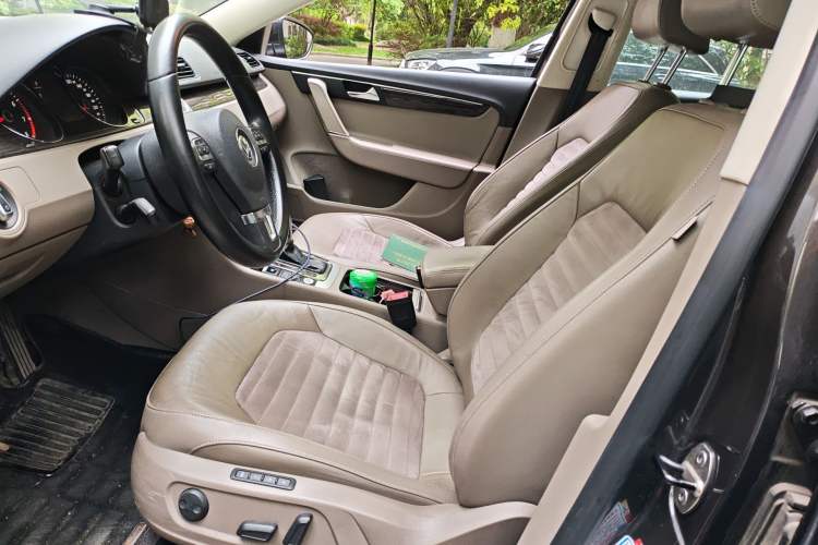 Used Volkswagen Magotan 2013 2.0 TSI Prestige Model
