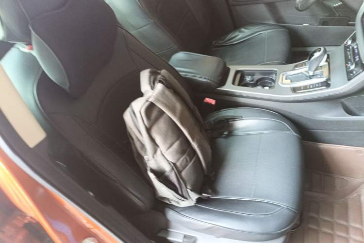 Used Geely Auto Emgrand GS 2016 Elegant Edition 1.3T Automatic LingShang Model Right Front Seat