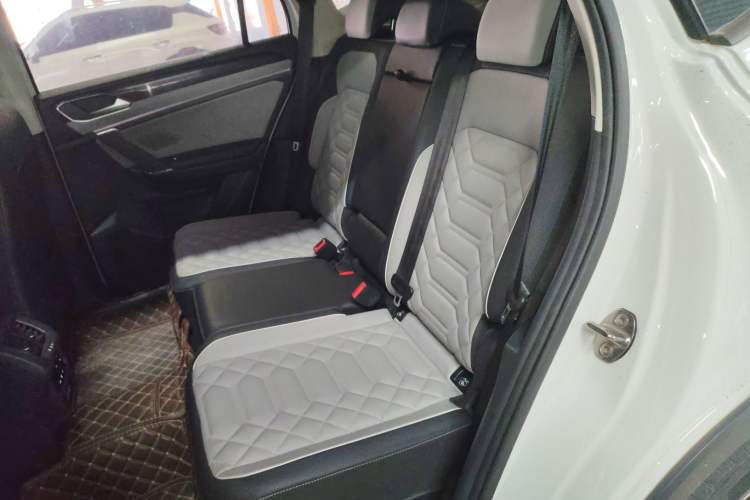 Used Volkswagen Tayron 2023 280TSI Two-Wheel-Drive Luxury Plus Advanced Version
