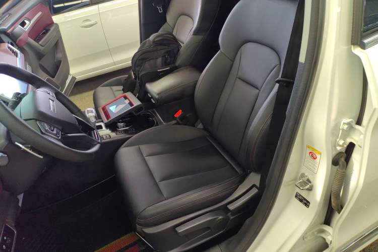 Used Haval H6 Coupe 2019 1.5T Automatic Two-Wheel Drive Luxury Smart Connectivity Version China VI Standard