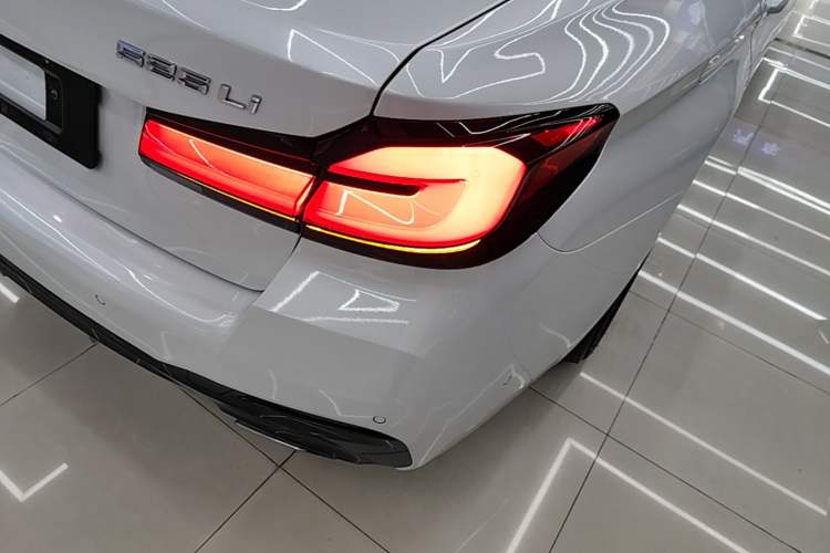 Used BMW 5 Series 2022 Second Facelift 525Li M Sport Package
