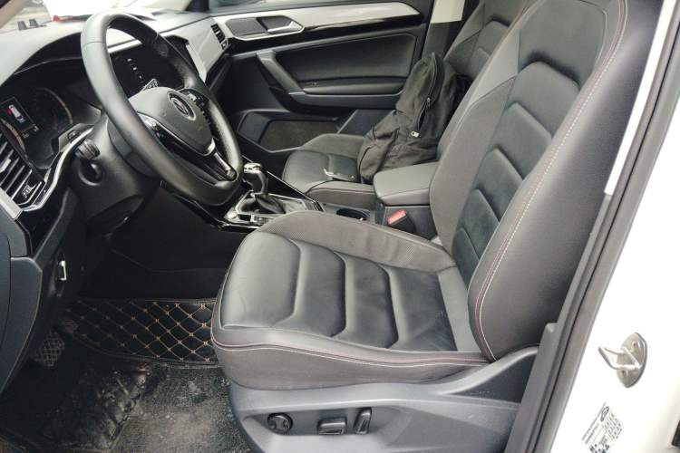 Used Volkswagen Tayron 2020 280TSI Two-Wheel Drive Luxury Connect Edition