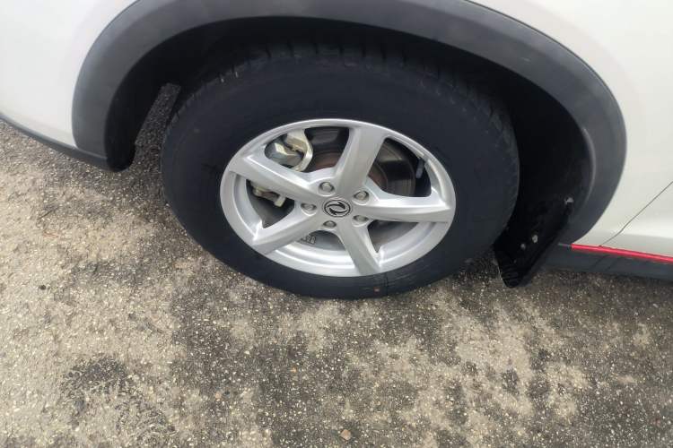 Used Dongfeng Fengon 500 2021 1.5L CVT Enjoyment Model Left Front Wheel Hub