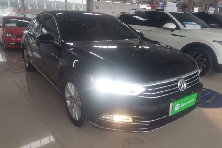 Used Volkswagen Magotan 2019 330TSI DSG Leading Model China VI Standard
