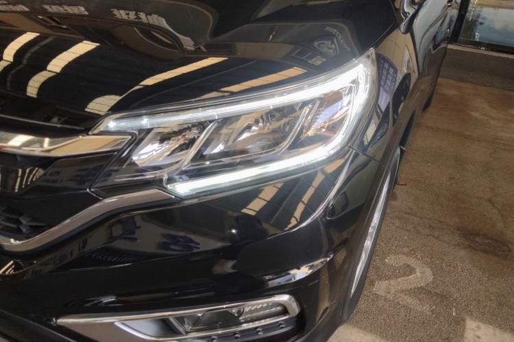 Used Honda CR-V 2016 2.0L two-wheel drive Urban Edition