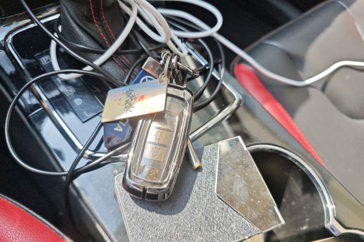 Used Venucia D60 2019 1.6L XL CVT Smart Connect Elite Edition