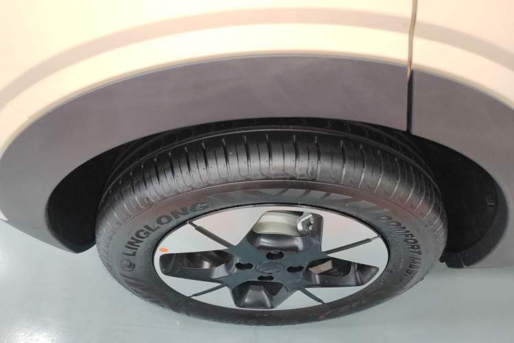 Used Geely Galaxy Geome 2026 Model 310km Dream Edition Right Rear Wheel Hub