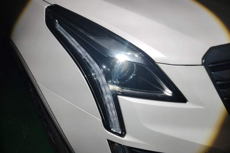 Used Cadillac XT5 2016 25T Luxury Model