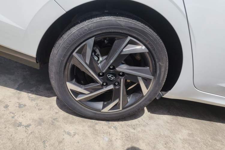 Used Hyundai Elantra 2023 1.5L CVT GLX Elite Edition
