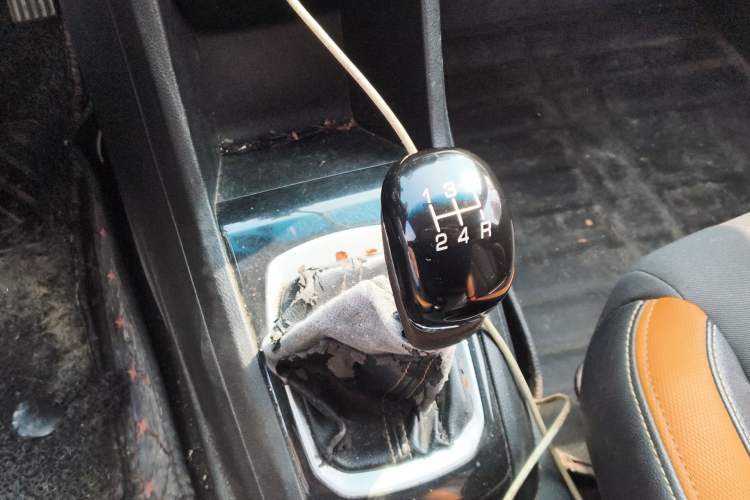 Used Baojun 310 2016 1.2L Manual Fashionable Edition
