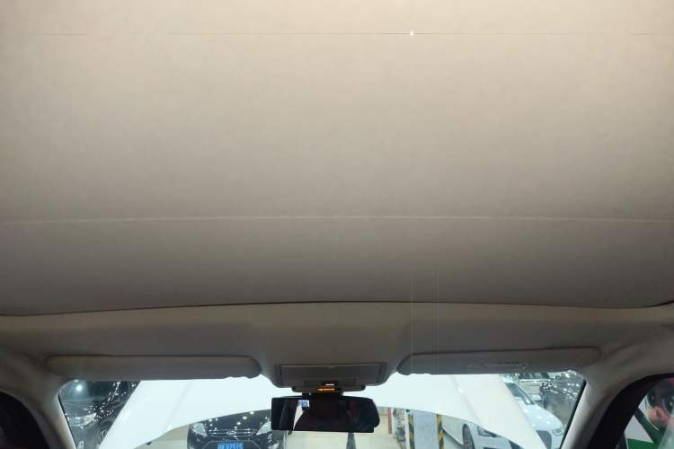 Used Land Rover Range Evoque 2015 2.0T 5-Door Ignite Edition
