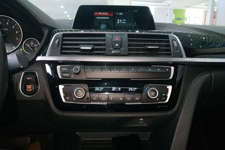 Used BMW 3 Series 2018 320Li Fashion Model
