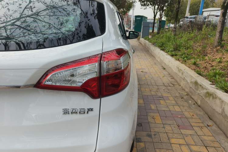 Used Venucia T70 2016 1.6L Manual Ruixing Edition
