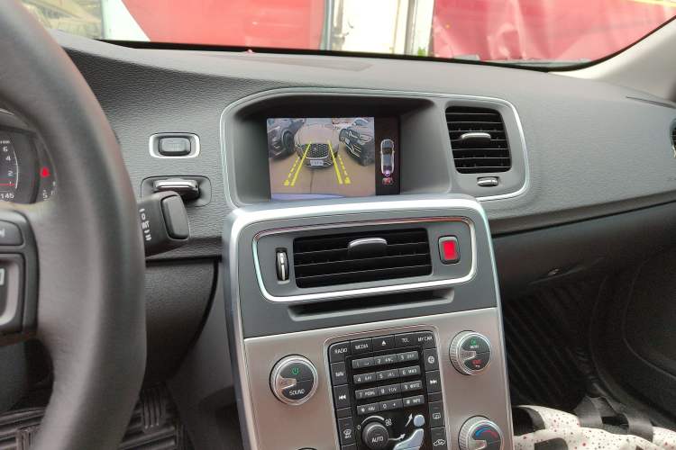 Used Volvo S60 2018 S60L T4 Smart & Ambitious Edition
