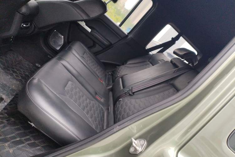 Used 212 T01 2025 2.0T Changfeng Left Rear Seat