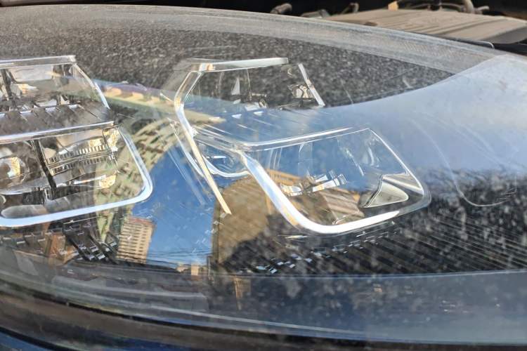 Used Ford Escape 2024 EcoBoost 245 Two-Wheel-Drive Titanium Edition