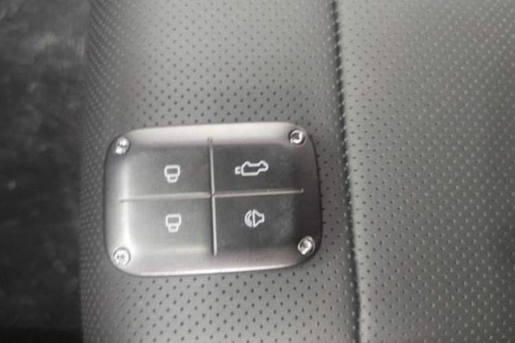 Used iCAR V23 2025 401 Two-Wheel Drive Advanced Edition