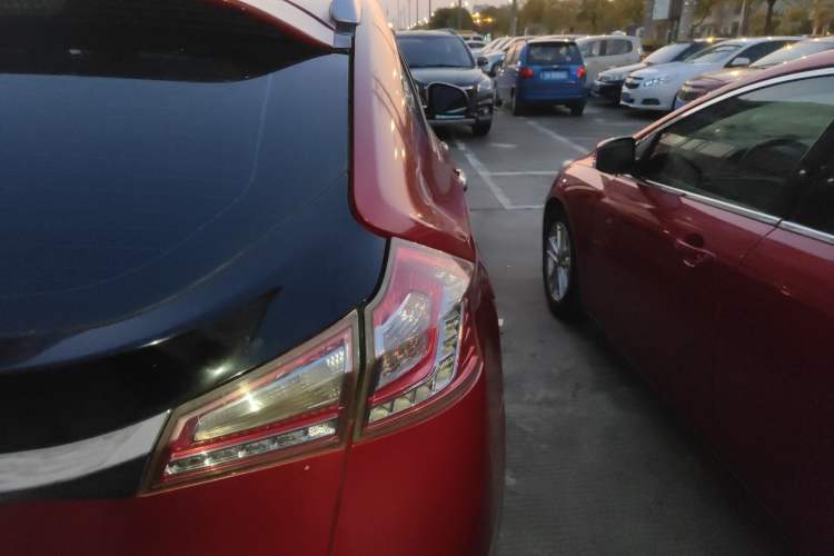 Used Luxgen U6 SUV 2014 1.8T Charm Version
