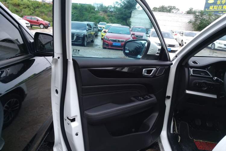 Used Cowin Xuanjie 2020 Revised Version 1.5L Manual - Yue