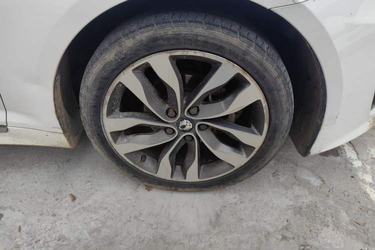 Used Kia K5 2015 2.0L Automatic LUX