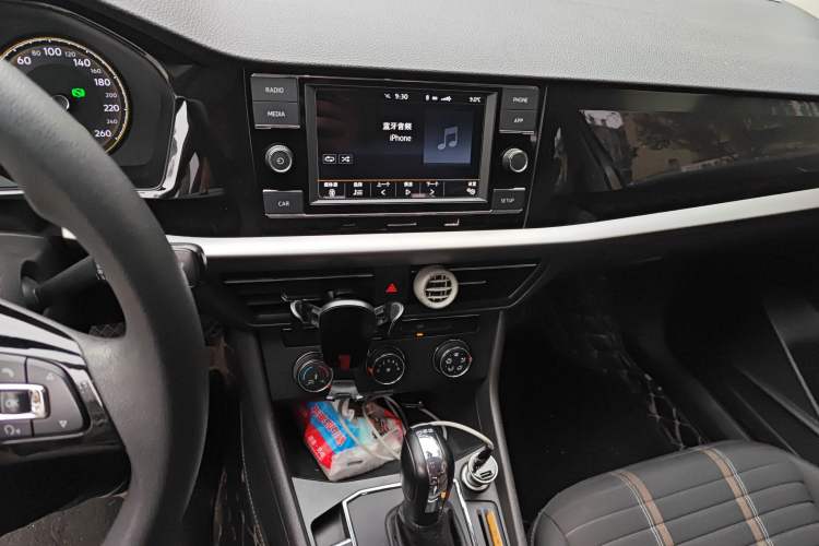 Used Volkswagen Lavida 2018 280TSI DSG Comfort Edition China V Standard Audio And AC Panel